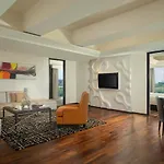 ARTOTEL TS Suites Surabaya